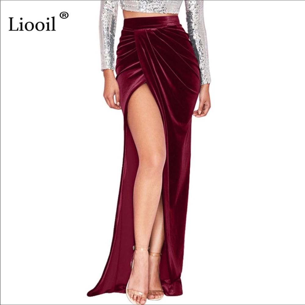 Velvet skirt